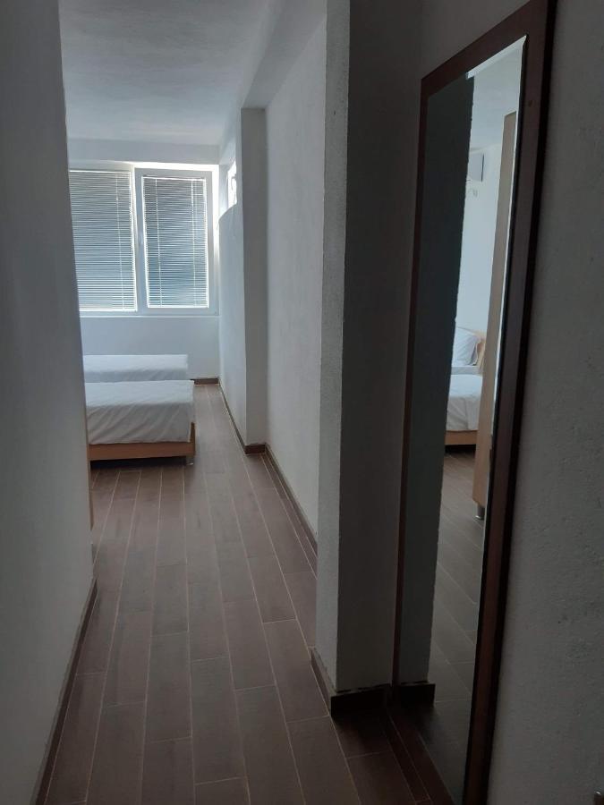 Vila Oska Vinica Exterior foto