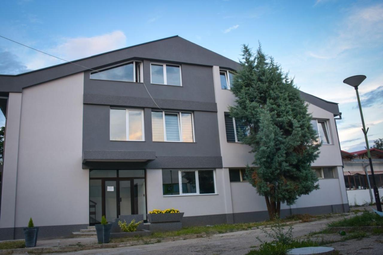 Vila Oska Vinica Exterior foto